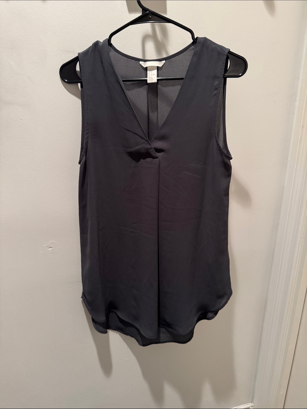 H&M Sleeveless V-Neck charcoal grey Blouse - Classic Work-to-Weekend tunic Top